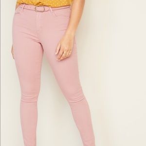 Mid-Rise Rockstar Super Skinny